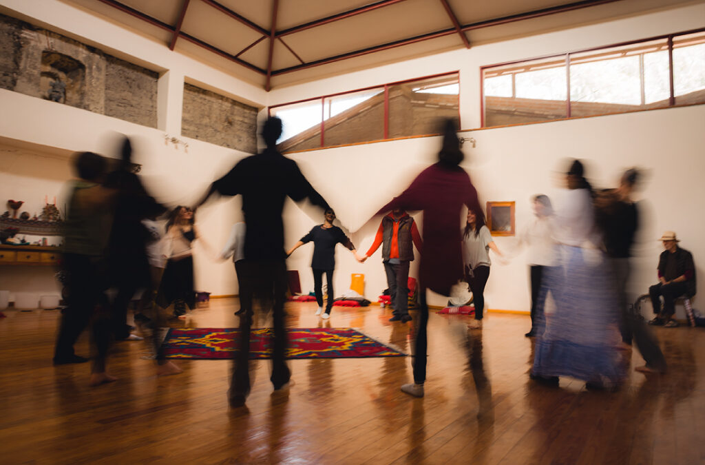 Tejiendo Sabiduría y Conciencia: Síntesis y Reflexión de la Educación Transpersonal en Macuil