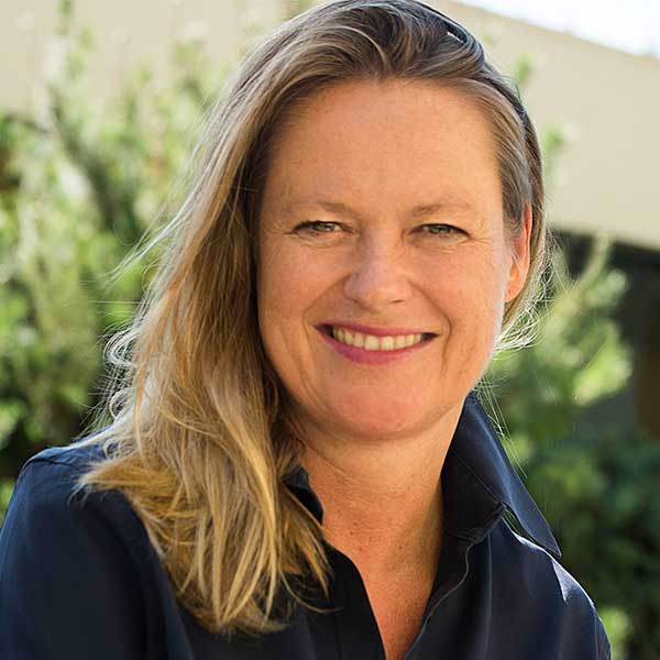 Claudia Savinon